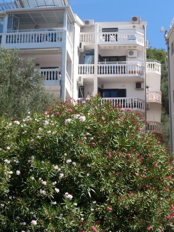 Milocer Apartment Sveti Stefan Extérieur photo